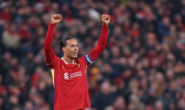 Дейк, Ливерпуля, Тоттенхэмом, Ньюкасла