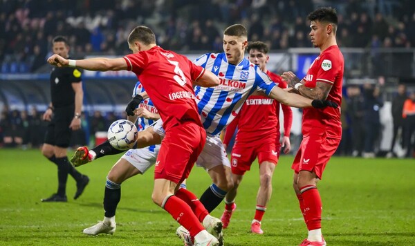 Твенте, Аякс, Зволле, Кадиль, Вольфе