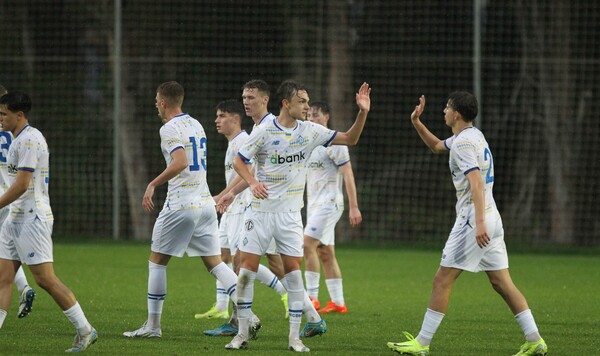 Динамо, Юношеской, Марибор, Коррику