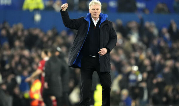 Эвертон, Мойес, Ливерпуля, Премьер