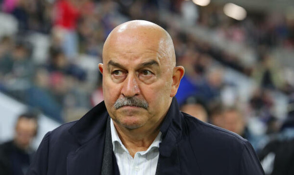 Академия, Пушкаша, Артем, Черчесову