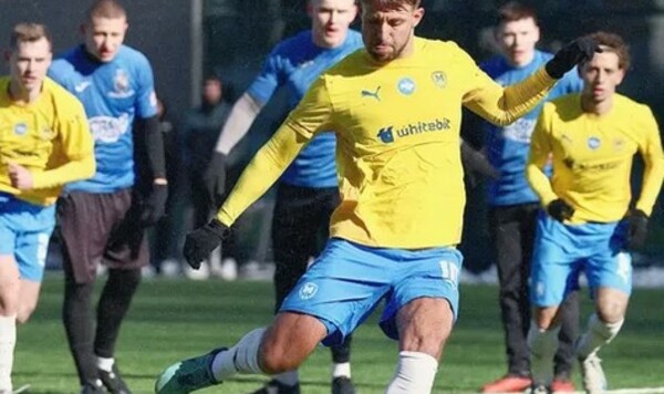 Металлист 1925 проводит спарринг с Нивой (Винница). Стартовые составы Винница, Металлист, Нива