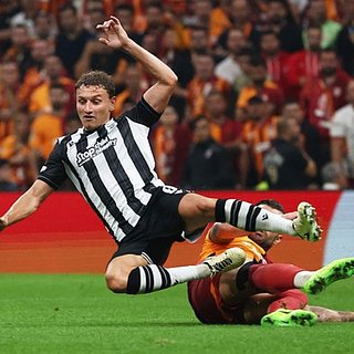 Гол Чалова пяткой помог ПАОКу победить в матче чемпионата Греции Чалов, Греции, Ламии, Кубка