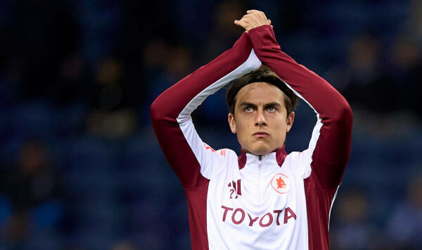 Серьезная потеря для Довбика. Суперзвезда Ромы может покинуть клуб Дибала, Ромы, Довбик, Пауло