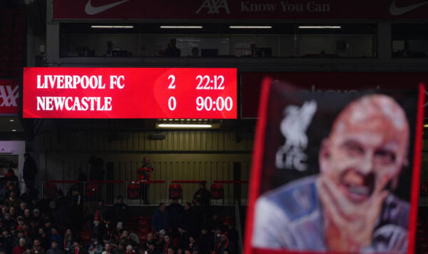 Энфилде, Ливерпуль, Сандерленд, Премьер, Аллистер