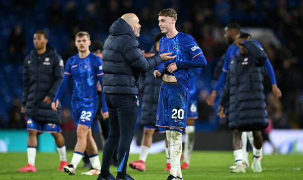 Деньги от продажи Челси остаются нетронутыми три года в банке Челси, Украины, Великобритании, Абрамович