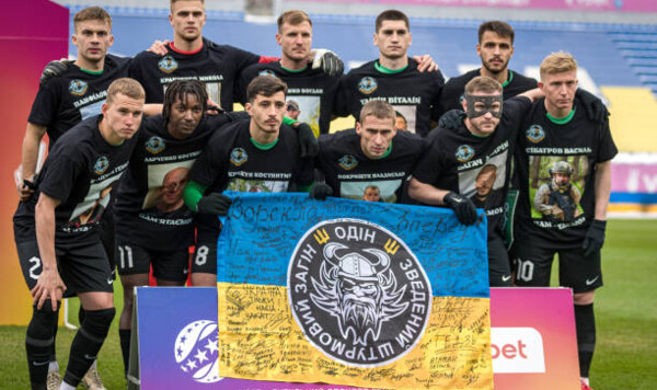 Красная карточка Островского стала юбилейной для Ворсклы в УПЛ Ворсклы, Динамо, Островский, Карпаты