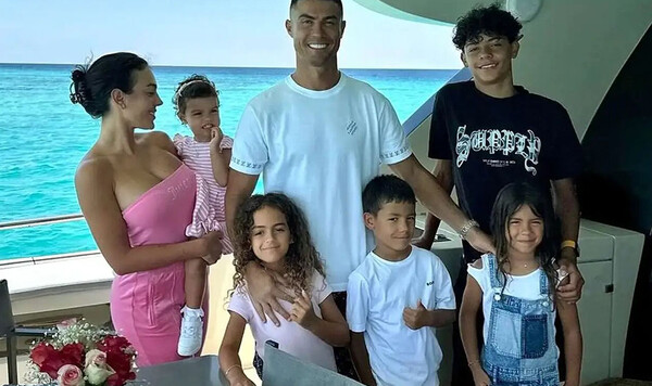 ФОТО. Угрозы Криштиану Роналду: футболист усилил охрану и переехал в бункер Роналду, Криштиану, Джорджина