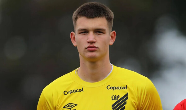 Воронов, Атлетико, Паранаэнсе, Copa, Металлиста