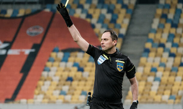 Украинская бригада арбитров назначена на матч квалификации ЧМ-2026 Виктор, Алексей, Балакина, Шурман