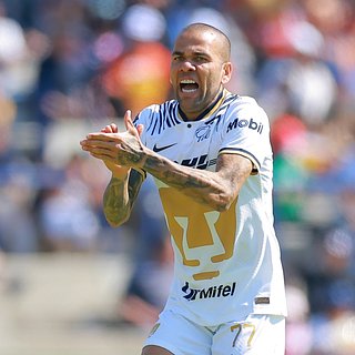 Кубок, Алвесу, Бразилии, Испании, Олимпийских