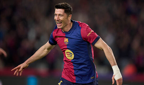 Феноменальный Роберт. У Левандовски – 36 голов в сезоне за Барселону Роберт, Левандовски, Осасуны, Лиги, Барселону