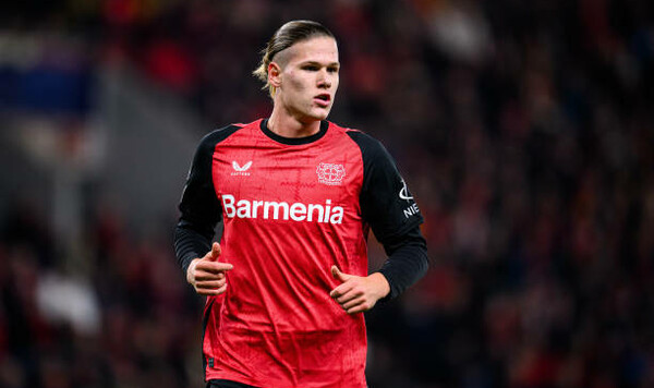 Степанов, Артема, Германию, Байер, Кварцяный