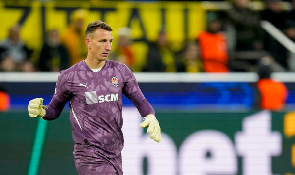 Шахтер, Глущенко, Антона, Оболони