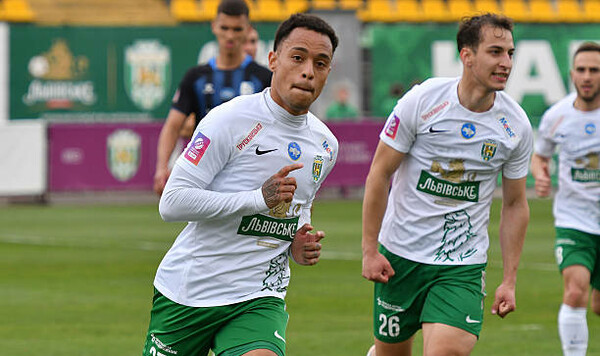 Карпат, Боавишту, Черноморца