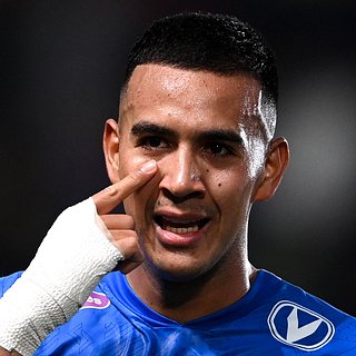 России, Фернандес, Швейцарии, Сьона