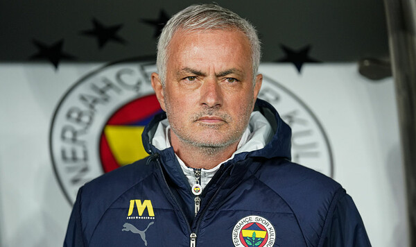 Может пропустить остаток сезона. Моуриньо ожидает новую дисквалификацию Моуринью, Галатасарая, Жозе