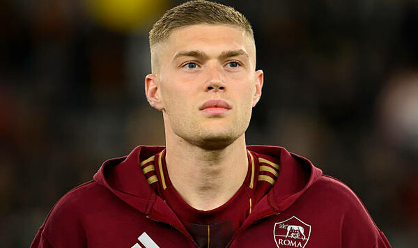 «Цифры доказывают его силу». Экс-форвард Ромы оценил игру Довбика Ромы, Довбик, Йорио, Пеллегрини