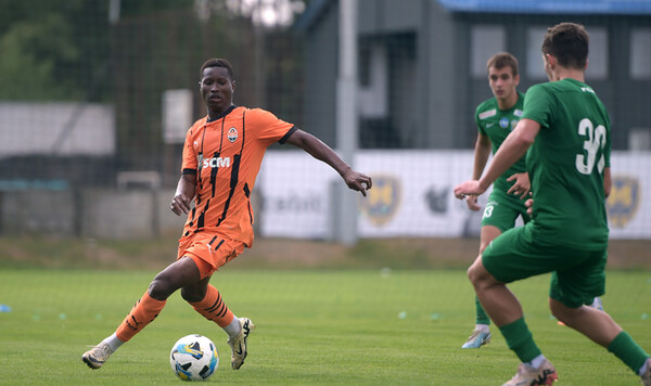 Сенегалец вернулся к тренировкам в Шахтере U-19. Он не играл 7 месяцев Шахтер, Дабо, Ворсклы, Пармы