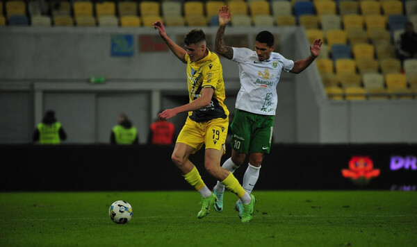 Интриги не было, эмоции были. Карпаты выиграли львовское дерби у Руха Невес, Климчук, Карпаты, Игор, Краснопир