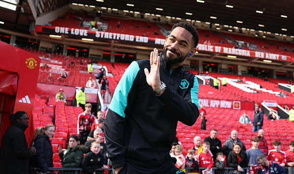 Вулверхэмптон, Кунья, Юнайтед, Бразилии