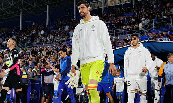 Куртуа намекнул, какой вратарь сыграет за Реал в субботу против Барселоны Тибо, Реал, Испании, Кубка, Карло