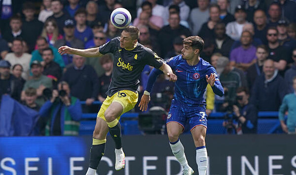 Эвертон, Англии, Миколенко, Джексон, Виталия