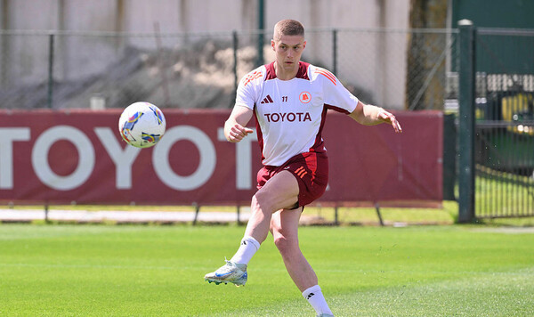 Рома установила ценник на Довбика. На Артема претендуют клубы Ла Лиги Довбик, Лиги, Артем, Рома