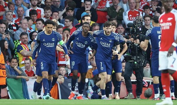 В Париже будет жарко. ПСЖ минимально обыграл Арсенал на Эмирейтс Арсенал, Хакими, Невеш, Сака, Дембеле