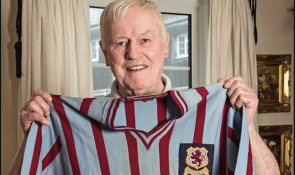 Разбил Ман Юнайтед в финале кубка. Умер бывший форвард Астон Виллы Макпарланд, Питер, Астон, Юнайтед, Виллу