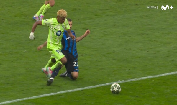 Экс-арбитр ФИФА высказался о скандале в матче Интер – Барселона Барселона, Интер, Ламини, Ямале, Лаос