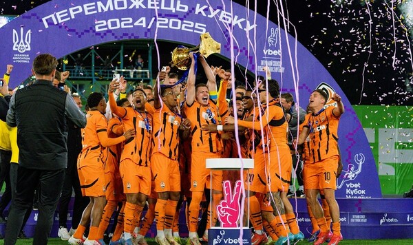 Шахтер, Динамо, Шовковский, Ванат, Украины