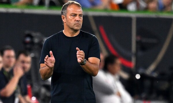 Барселоны, Флик, Лигу