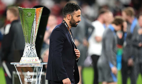 Юнайтед, Манчестер, Тоттенхэм, Премьер