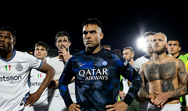 Интер обратился к Наполи после поражения в борьбе за чемпионский титул Наполи, Интер, Поздравляем