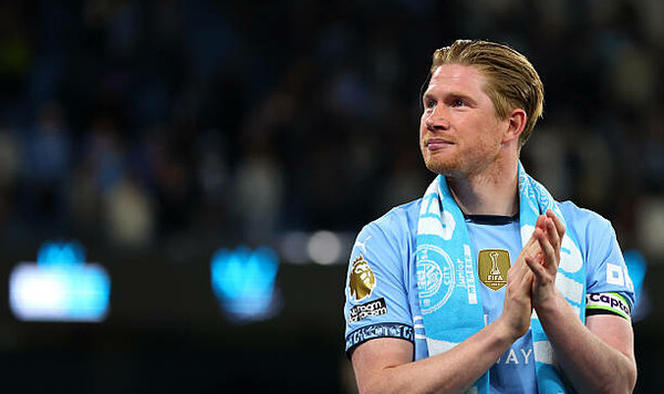 Остается в Европе. Кевин Де Брюйне достиг соглашения с новым клубом Брюйне, Скира, Гвардиолу, Николо