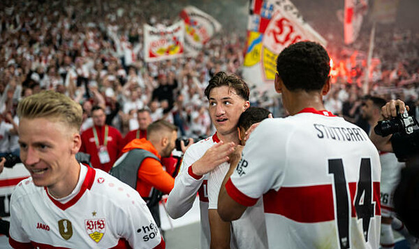 Штутгарт с рекордом победил в Кубке Германии с рекордом Штутгарт, Кубке, Германии, Бавария, Айнтрахт