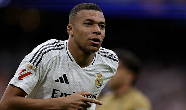 Килиан Мбаппе в дебютном сезоне за Реал завоевал Золотую Бутсу Мбаппе, Килиан, Реал, Криштиану, Роналду