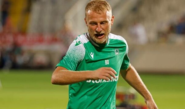 «Я не готов». Украинский легионер попрощался со своим клубом в Европе Безус, Омонии, Спасибо