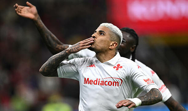 Фиорентина, Серии, Шахтер, Италию, Лиге