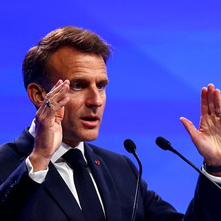 Лиге, Макрон, Альянц, Арене, Лиги