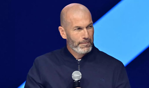 Зидан получил предложение стать тренером за 100 млн евро. Он принял решение Зидан, Франции, Зинедин