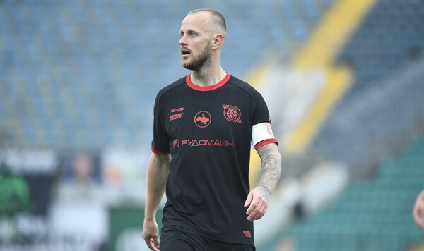 ОФИЦИАЛЬНО. Кадровая чистка стартовала. Кривбасс попрощался с капитаном Кривой, Лига, Хомченовский, Дмитрий, Конференций