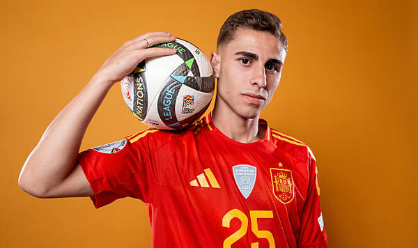 Челси предложил Барселоне обменяться футболистами. Есть ответ каталонцев Барселоне, Нкунку, Лопеса, Энцо, Мареска