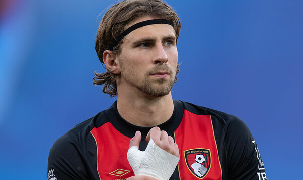 Забарный, Борнмут, Ильи, Романо