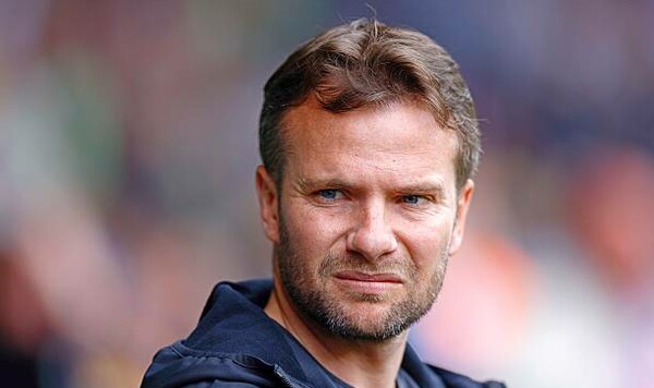 Уотфорда, Плимута, Украины, Таловеров, Англии