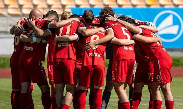 Второй, Ревера, Украины, Группы