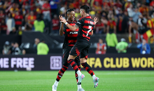 7 голів поспіль на КЧС забили гравці з Південної Америки Клубном, Фламенгу, Аргентина, Уругвай, Бразилия