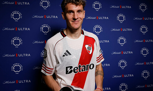 Колидио, Плейт, Ривер, Урава, Мацуо