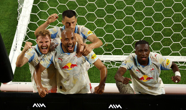 Пришлось прерываться: Пачука и РБ Зальцбург провели матч КЧМ на три гола Пачука, Зальцбург, Цинциннати, Стэдиум